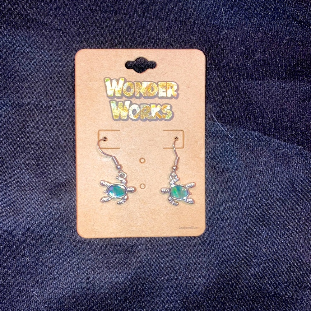 Wonder Works Turtle Earings